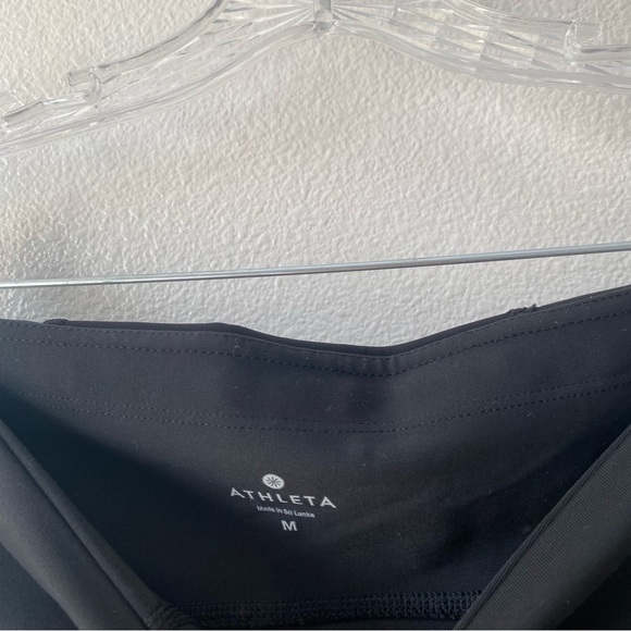 Athleta 7/8 Stealth Trucool Perforated Leggings Women's Medium - Picture 8 of 10